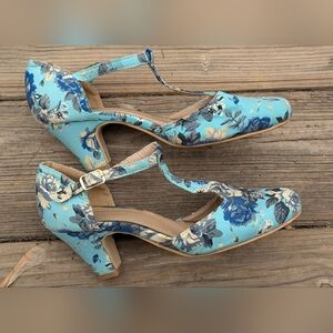 ModCloth Modesta T-Strap Foral Women's Shoes